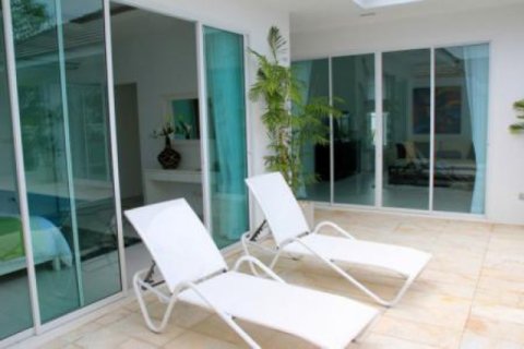 Chalet de 3 dormitorios en Hua Hin, Tailandia № 202842 - foto 4