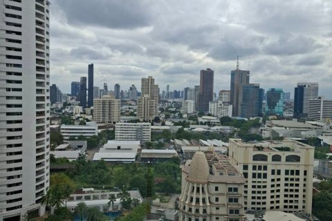 Condo in Watthana, Bangkok, Thailand, 3 bedrooms № 172537 - photo 4