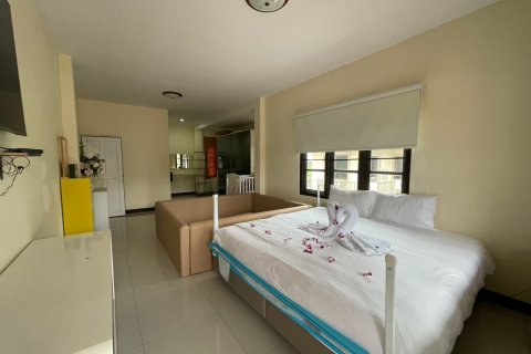 Casa de 5 dormitorios en Pattaya, Tailandia № 63684 - foto 28