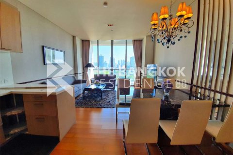 Condo in Bangkok, Thailand, 2 bedrooms  № 188389