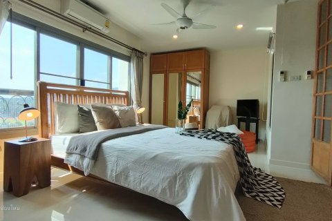 Condo in Chiang Mai, Thailand, 3 bedrooms № 169280 - photo 4