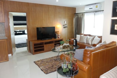 Condo in Chiang Mai, Thailand, 3 bedrooms № 169280 - photo 2
