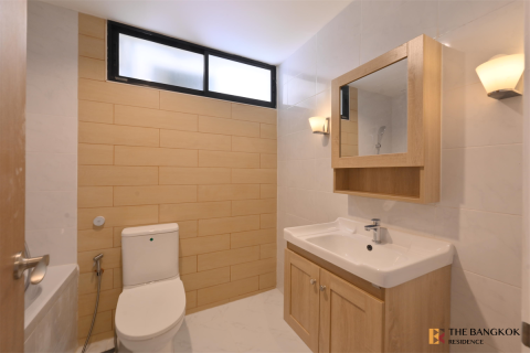 Condominio de 2 dormitorios en Bangkok, Tailandia № 184372 - foto 8