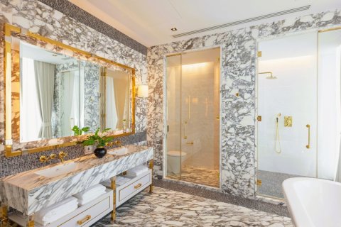 Condominio de 3 dormitorios en Bangkok, Tailandia № 180882 - foto 13