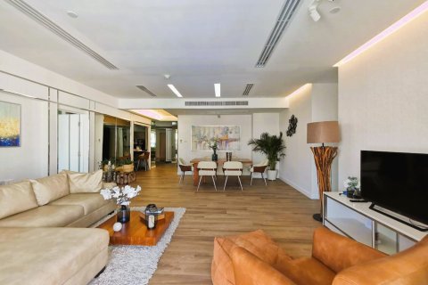 Condominio de 3 dormitorios en Bangkok, Tailandia № 180880