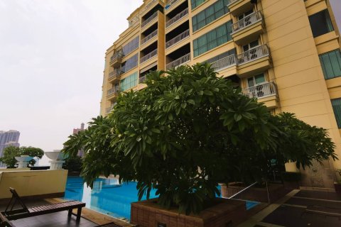 Condominio de 3 dormitorios en Bangkok, Tailandia № 180880 - foto 18