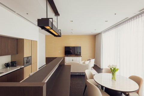 Condo in Bangkok, Thailand, 3 bedrooms  № 180881