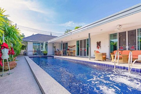 Villa à Hua Hin, Thaïlande 3 chambres № 168351