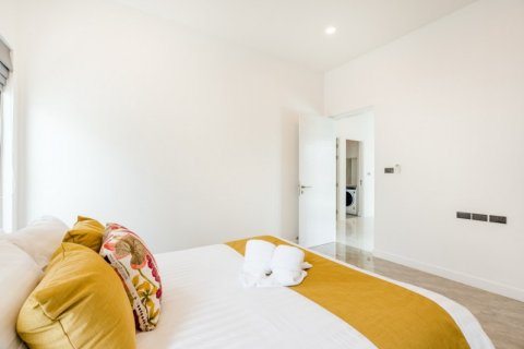 Chalet de 3 dormitorios en Hua Hin, Tailandia № 168384 - foto 17