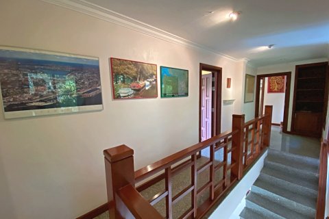 Chalet de 3 dormitorios en Hua Hin, Tailandia № 168352 - foto 16