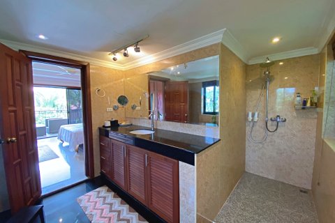 Chalet de 3 dormitorios en Hua Hin, Tailandia № 168352 - foto 24