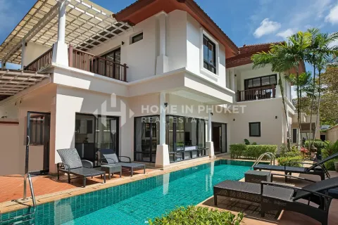 Casa de 4 dormitorios en Phuket, Tailandia № 209549