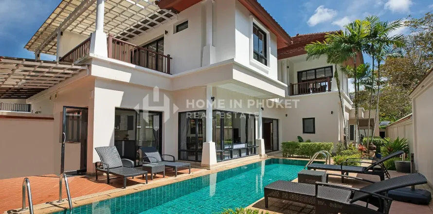 Casa de 4 dormitorios en Phuket, Tailandia № 209549