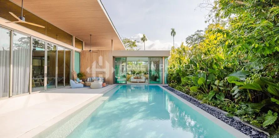 Casa de 4 dormitorios en Phuket, Tailandia № 209547