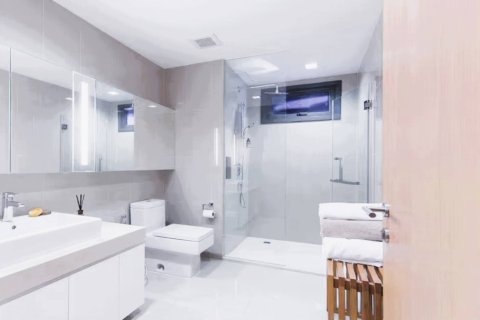 Condominio de 2 dormitorios en Bangkok, Tailandia № 180851 - foto 8
