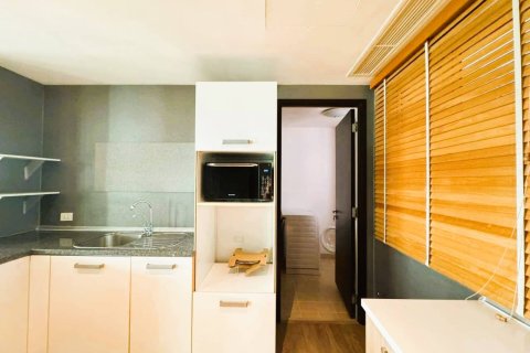 Condominio de 3 dormitorios en Bangkok, Tailandia № 180852 - foto 8
