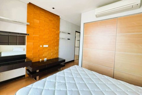 Condominio de 3 dormitorios en Bangkok, Tailandia № 180852 - foto 12
