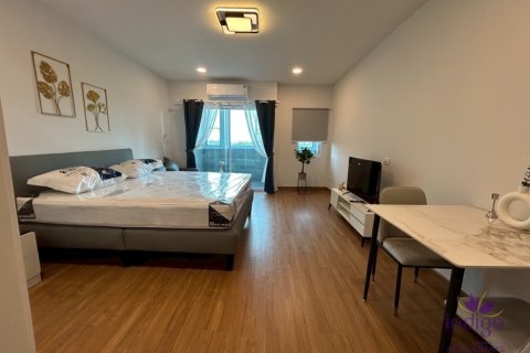 Condo in Saraphi, Thailand, 1 bedroom  № 205574