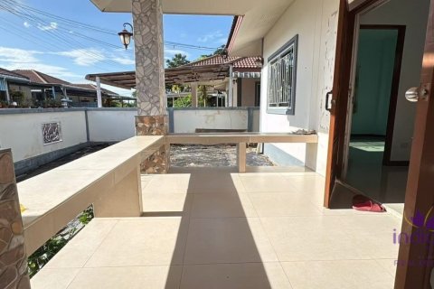 Casa de 3 dormitorios en San Sai, Tailandia № 205571 - foto 4