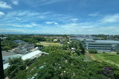 Condominio de 1 dormitorio en Saraphi, Tailandia № 205573 - foto 2