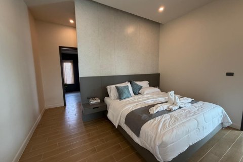 Chalet de 3 dormitorios en Hua Hin, Tailandia № 169813 - foto 7