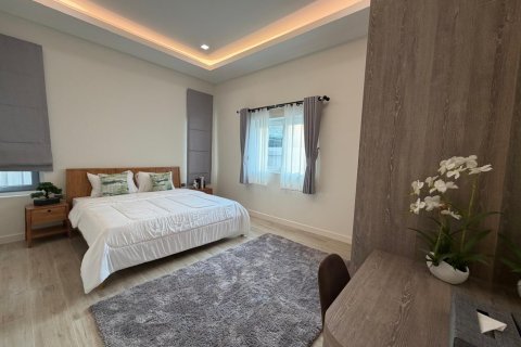 Villa in Hua Hin, Thailand 2 Schlafzimmer № 169811 - Foto 3