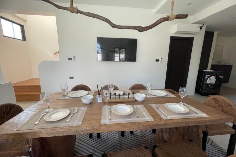 Villa in Cha-am, Thailand 4 Schlafzimmer № 169815 - Foto 4