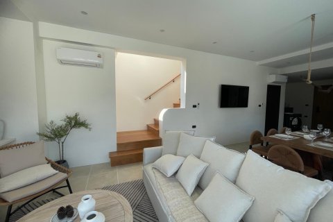Villa in Cha-am, Thailand 4 Schlafzimmer № 169815 - Foto 2