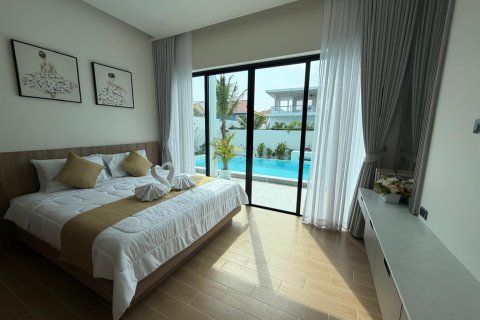 Chalet de 3 dormitorios en Hua Hin, Tailandia № 169812 - foto 17