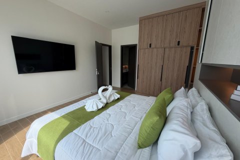 Chalet de 3 dormitorios en Hua Hin, Tailandia № 169812 - foto 6