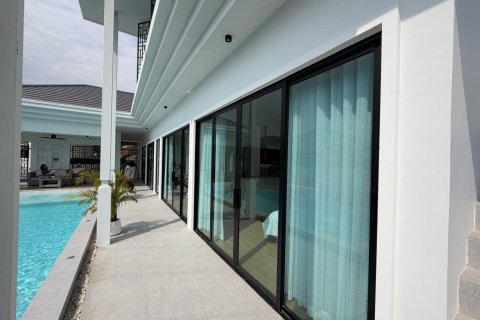 Chalet de 3 dormitorios en Hua Hin, Tailandia № 169812 - foto 19