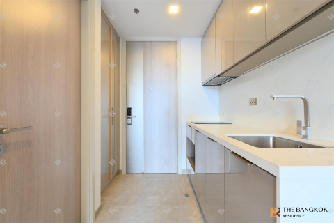 Condo in Bangkok, Thailand, 1 bedroom № 197412 - photo 2