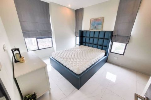 Condo in Watthana, Bangkok, Thailand, 3 bedrooms № 62582 - photo 11