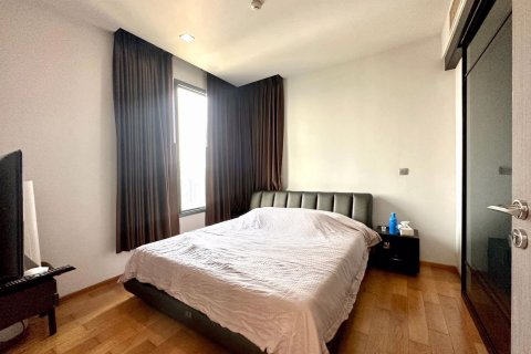 Condominio de 2 dormitorios en Khlong Toei, Bangkok, Tailandia № 62587 - foto 5