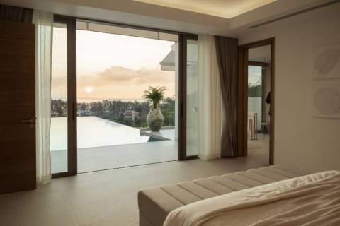 Chalet de 5 dormitorios en Phuket, Tailandia № 117072 - foto 6