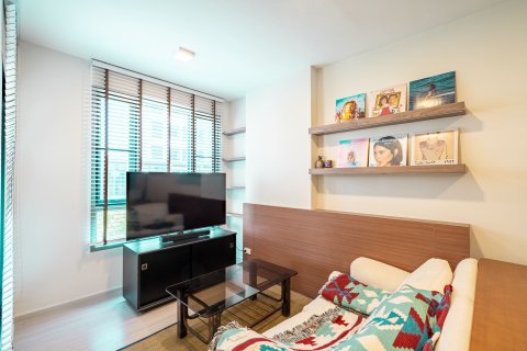 Studio in the Condo in Watthana, Bangkok, Thailand  № 142420