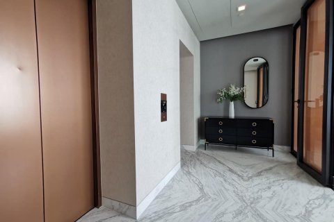 Condo in Bangkok, Thailand, 2 bedrooms № 115418 - photo 16