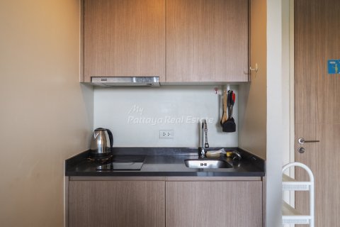 Condominio de 1 dormitorio en Bang Lamung, Tailandia № 205242 - foto 2