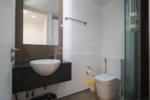 Condominio de 1 dormitorio en Bang Lamung, Tailandia № 205242 - foto 11