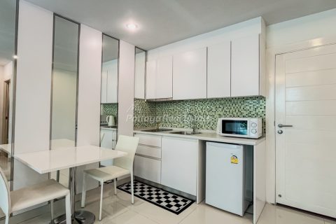 Condominio de 1 dormitorio en Bang Lamung, Tailandia № 205243 - foto 2