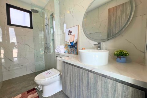 Casa de 3 dormitorios en Pattaya, Tailandia № 54454 - foto 13