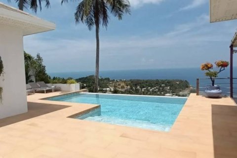 Villa in Surat Thani, Thailand 3 Schlafzimmer № 172648
