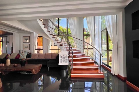 Villa in Pattaya, Thailand 5 Schlafzimmer № 152401 - Foto 10