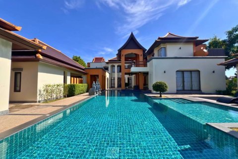 Villa in Pattaya, Thailand 5 Schlafzimmer № 152401
