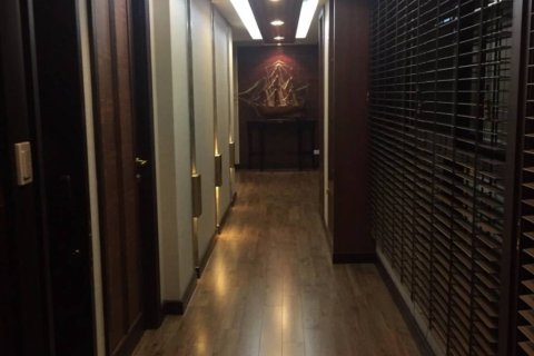 Condominio de 3 dormitorios en Bangkok, Tailandia № 152397 - foto 10