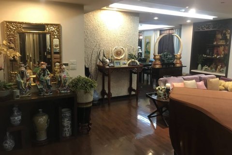 Condominio de 3 dormitorios en Bangkok, Tailandia № 152397