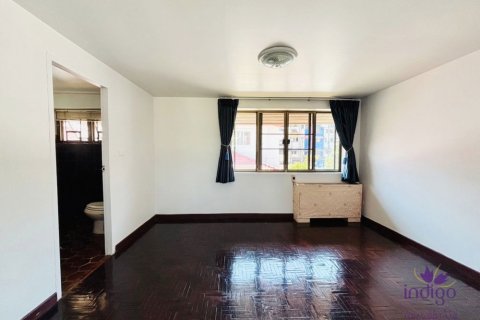 Casa de 4 dormitorios en Chiang Mai, Tailandia № 162643 - foto 12