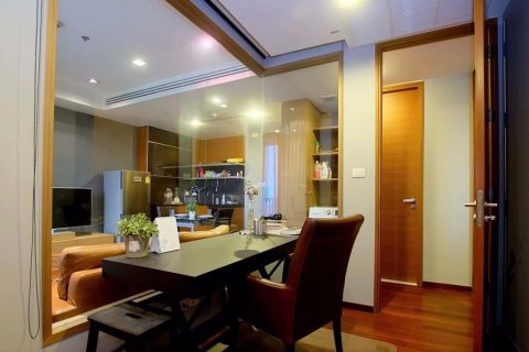 Condo in Khlong Toei, Bangkok, Thailand, 2 bedrooms № 47659 - photo 8