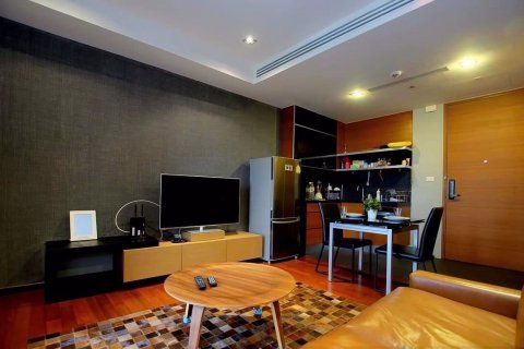 Condo in Khlong Toei, Bangkok, Thailand, 2 bedrooms № 47659 - photo 4
