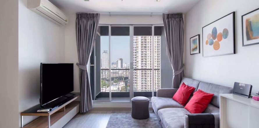 Condo à Khlong Toei, Bangkok, Thaïlande, 2 chambres  № 47655
